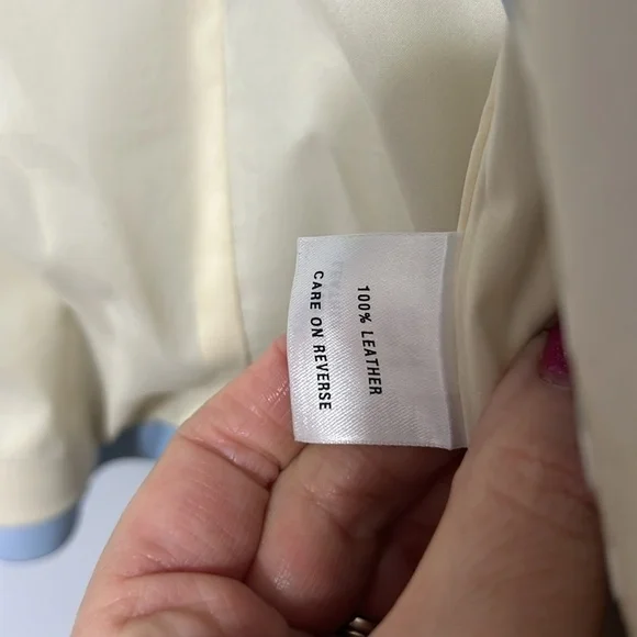 ST JOHN SPORT LEATHER PEARL &LIGHT BLUE JACKET LARGE - Picture 4 of 9